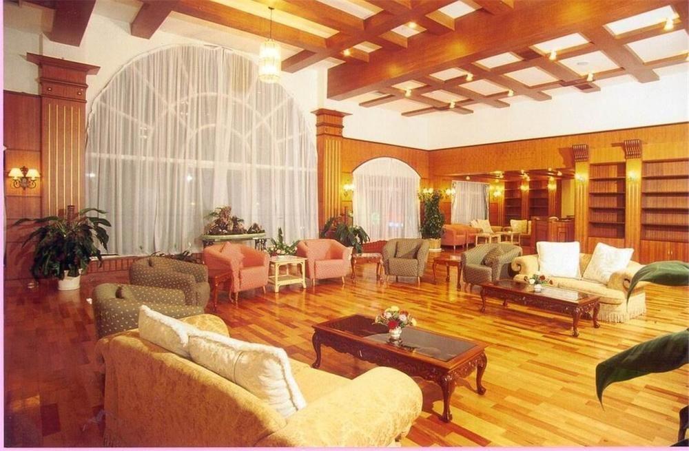 Yunnan Dianchi Garden Resort Hotel & Spa คุนหมิง ภายนอก รูปภาพ