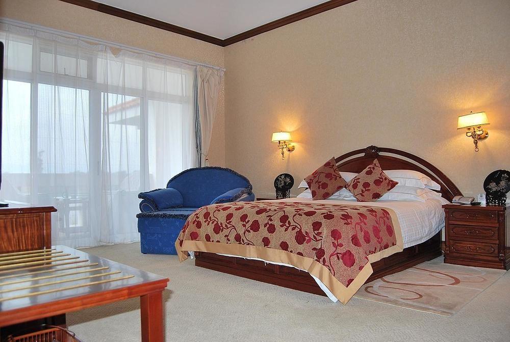 Yunnan Dianchi Garden Resort Hotel & Spa คุนหมิง ภายนอก รูปภาพ