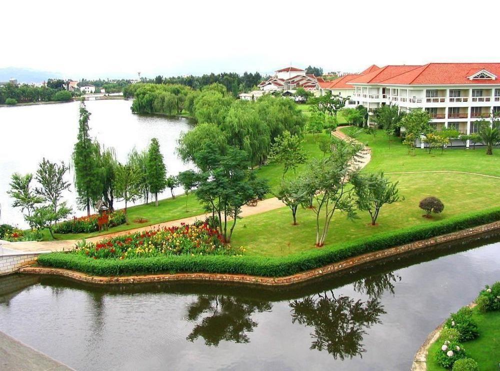 Yunnan Dianchi Garden Resort Hotel & Spa คุนหมิง ภายนอก รูปภาพ