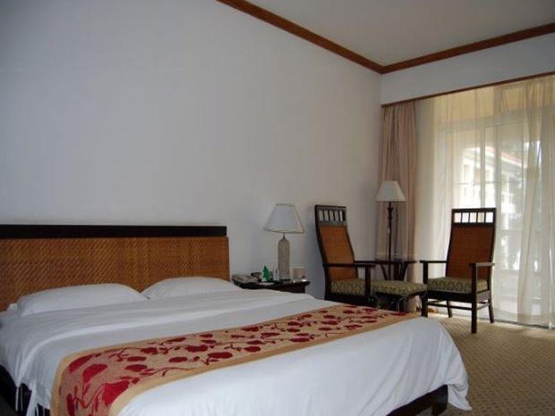 Yunnan Dianchi Garden Resort Hotel & Spa คุนหมิง ภายนอก รูปภาพ